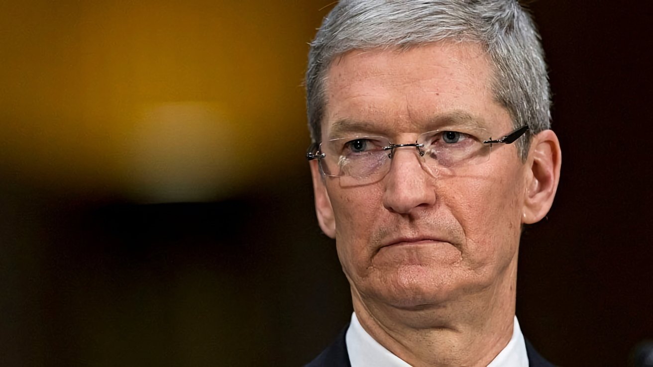 NLPC seeks to kick Tim Cook, Al Gore from Apple board of directors