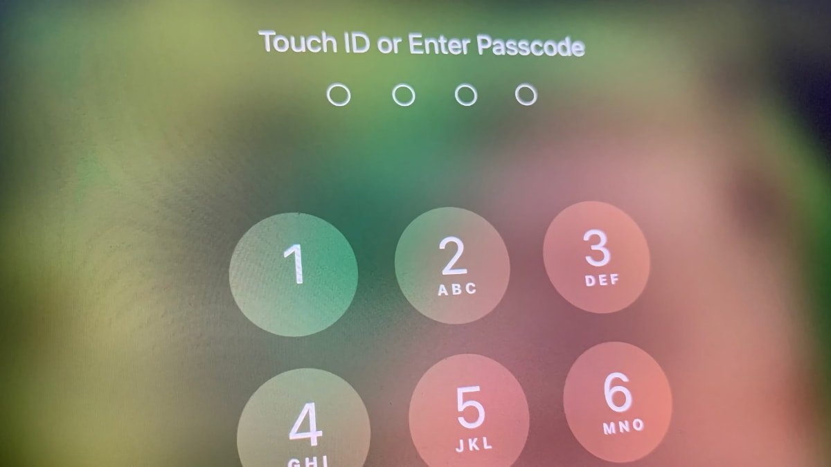 If both your iPhone and passcode get stolen, you’re in deep trouble