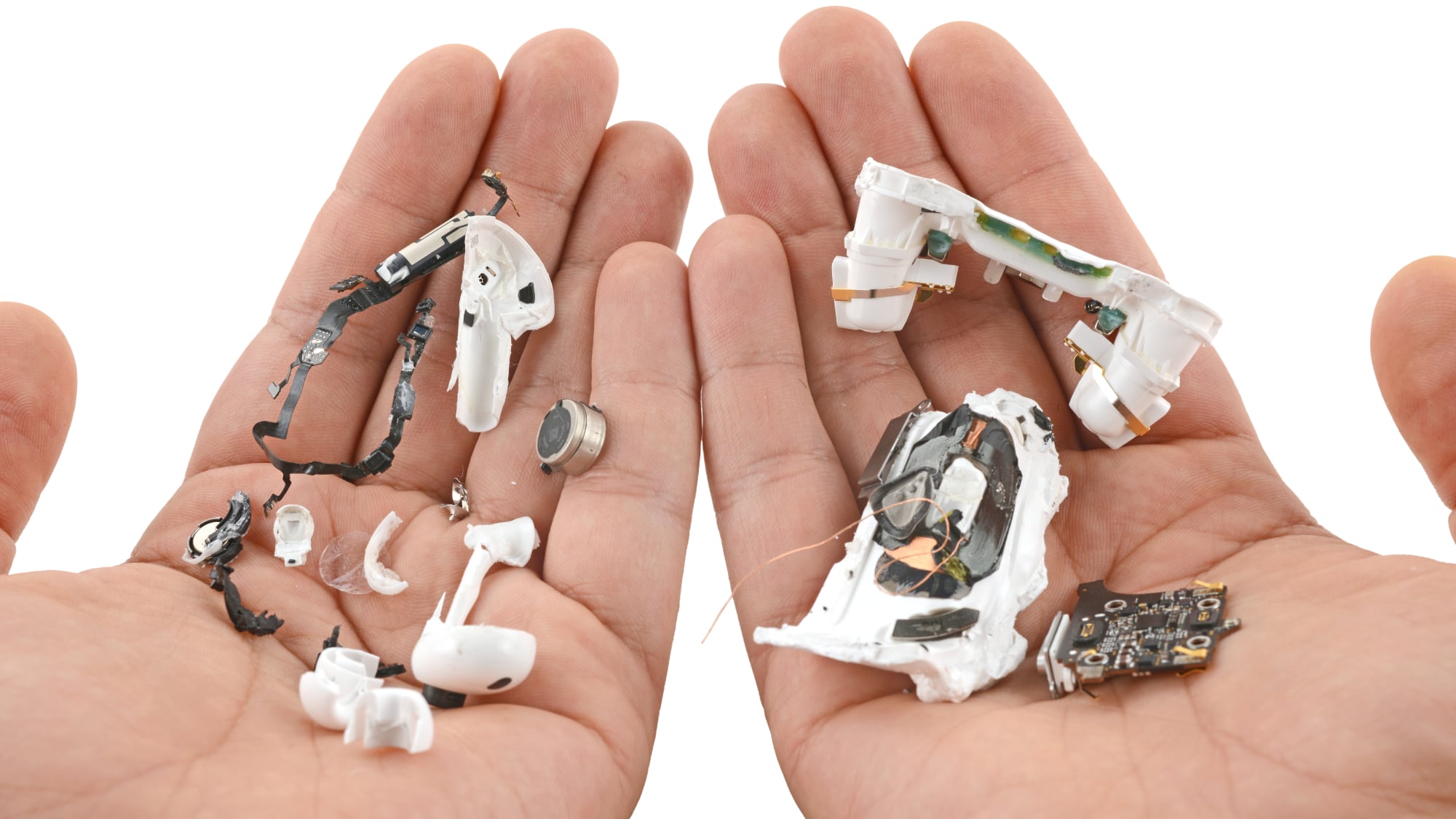 AirPods Pro 3 Impossible to Repair, Earn Score of 0 in iFixit Teardown