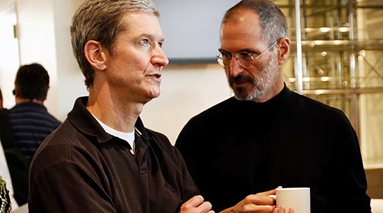 How Tim Cook started at Apple in 1998, and how 15 years of being the CEO ends
