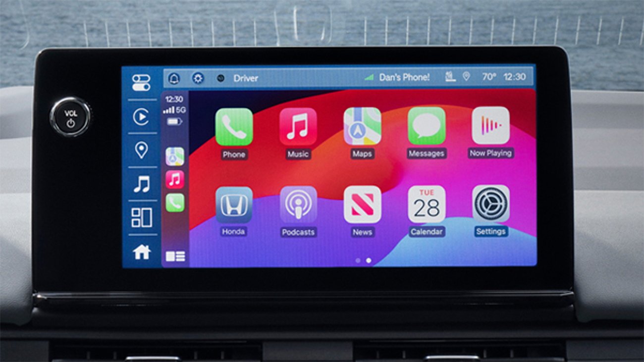 CarPlay the driving force deciding the choice between two nearly identical cars